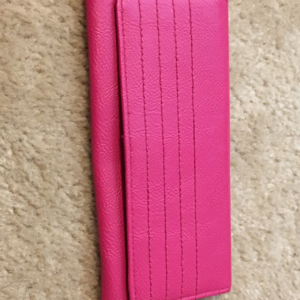 Wallets - Picture 4 of 8